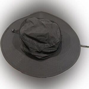 Outfly Black Lightweight safari Hat Adjustable Strap